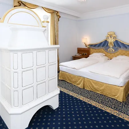 Cityhotel Goldener Adler ホテル